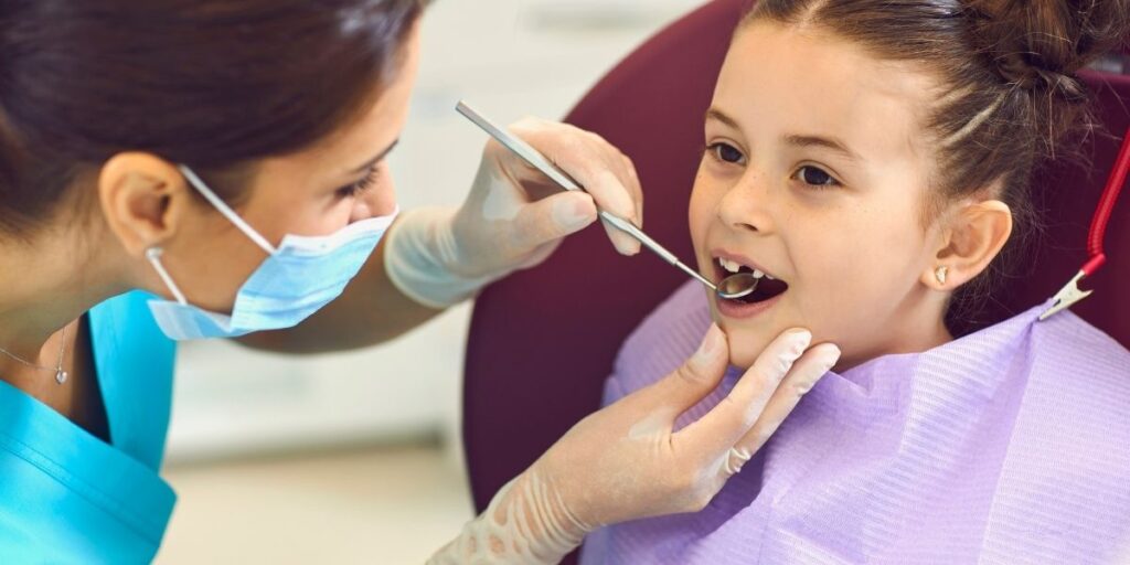 Signs You Need an Emergency Dentist Right Away